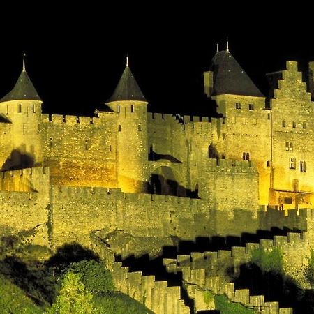 Ibis Budget Carcassonne La Cite Bagian luar foto