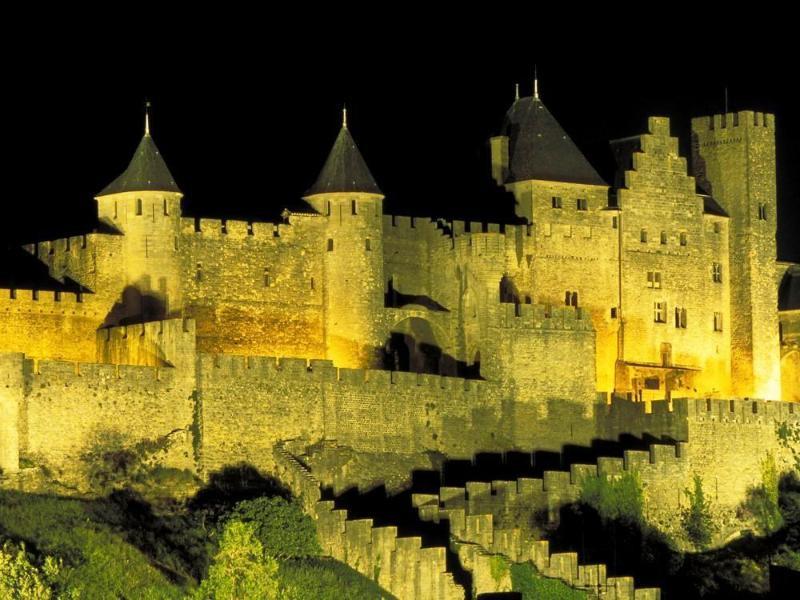Ibis Budget Carcassonne La Cite Bagian luar foto